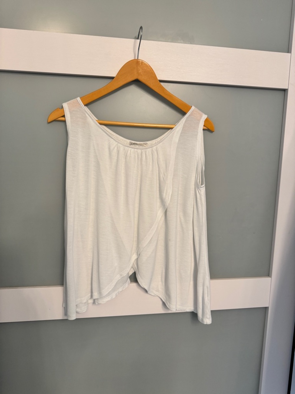 Lightweight White Sleeveless Flowy Tank Top